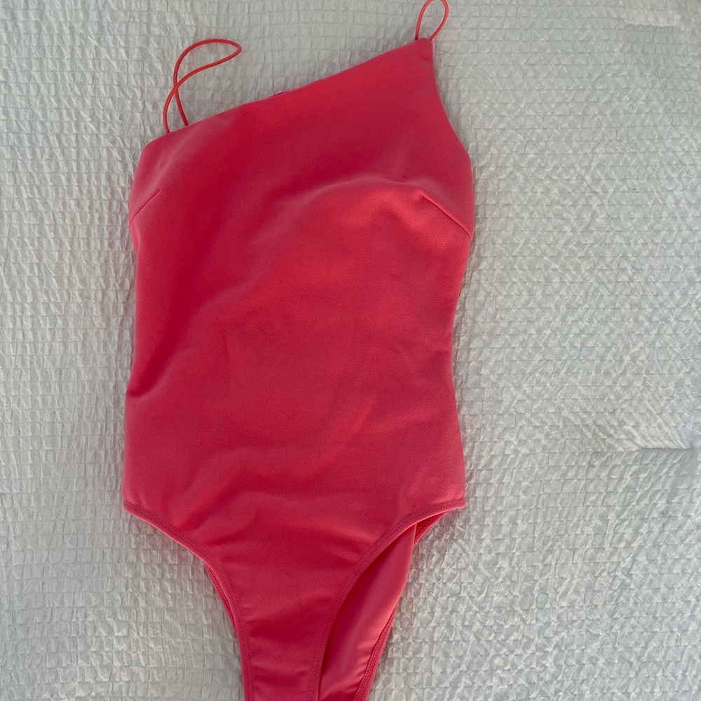 PRINCESS POLL: BODYSUIT